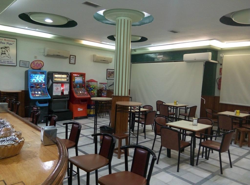 Hostal Don Pepe La Albuera Exterior photo