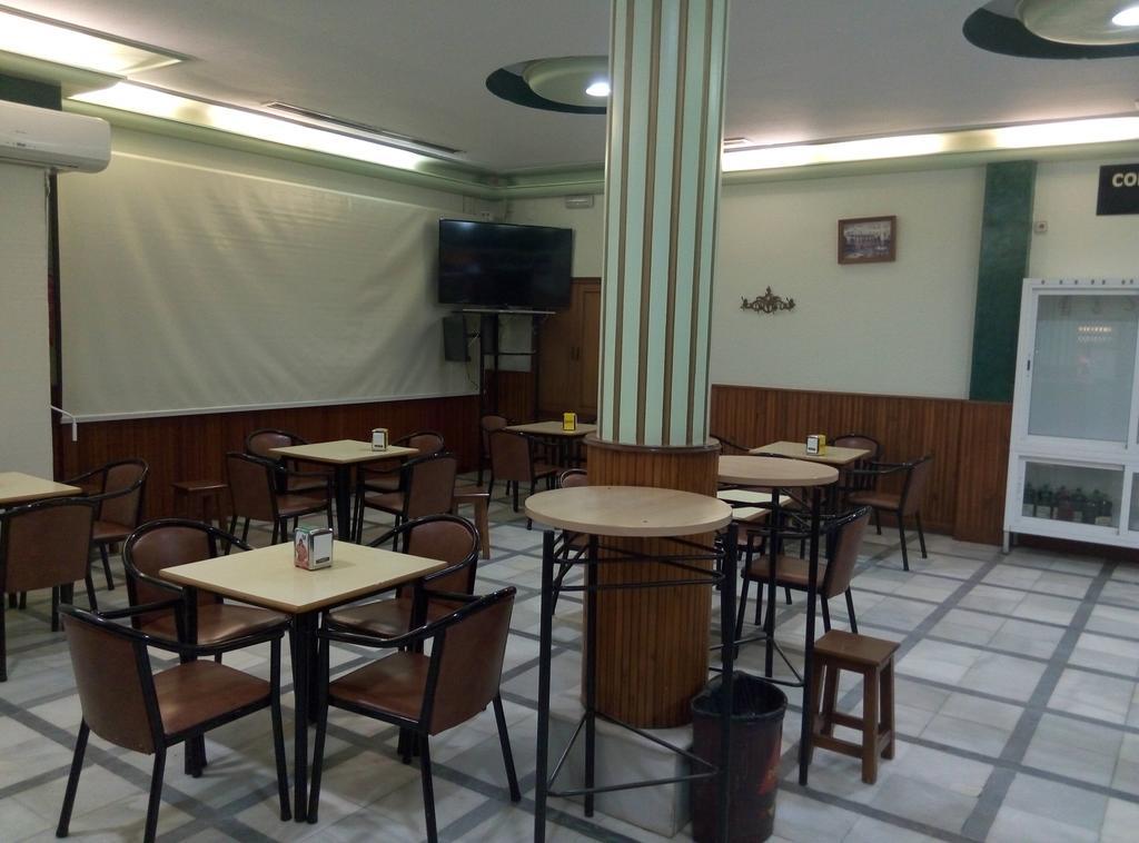 Hostal Don Pepe La Albuera Exterior photo